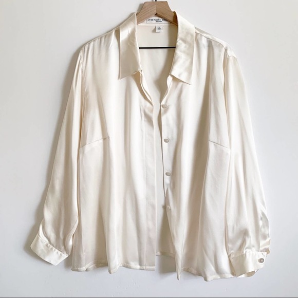 Vintage Tops - Vintage Silk Button Up Long Sleeve Shirt Satin Cream L Oversized Minimal